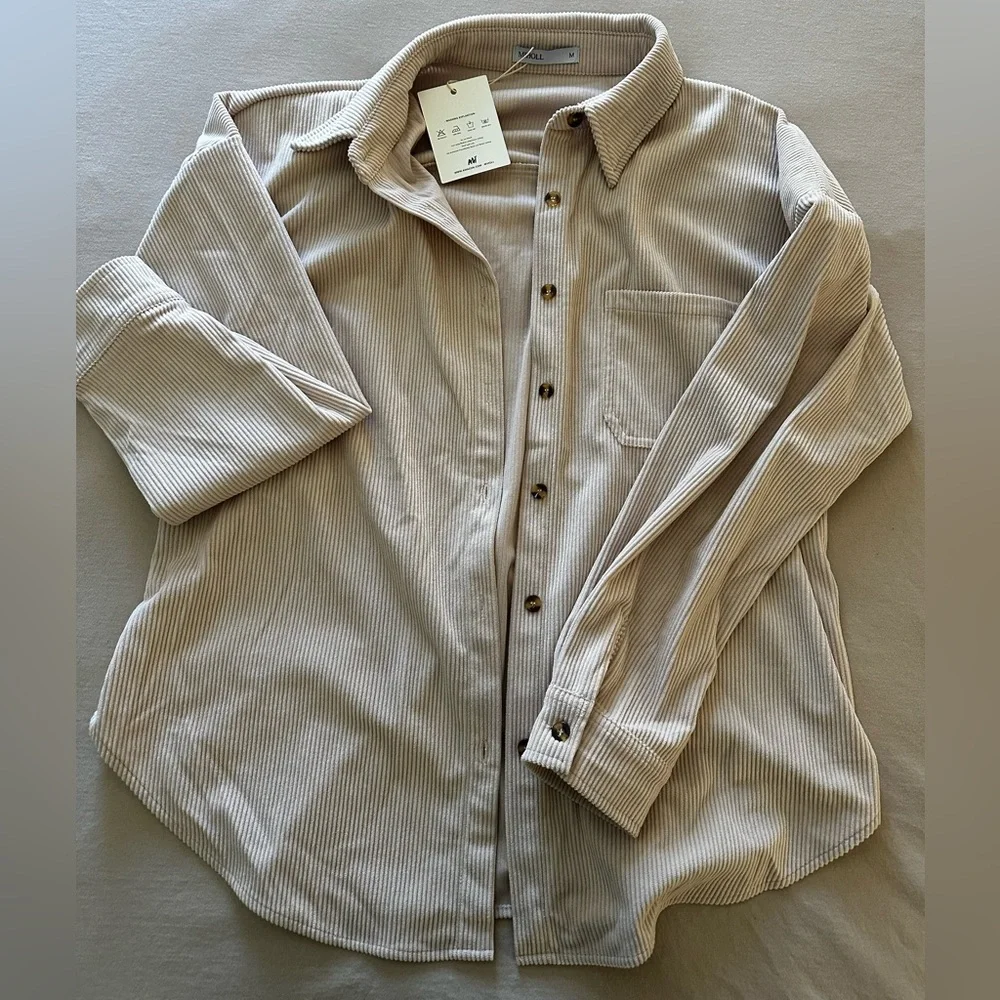 Shacket - Picture 2 of 3